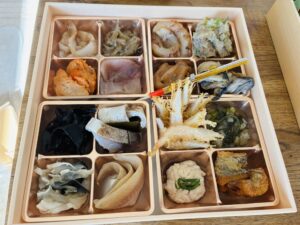 出張寿司とびうおお節2026